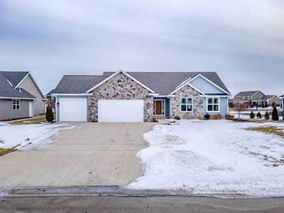 2271 Gringotts Way De Pere, Town of Lawrence, WI 54115