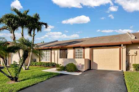 5488 Viburnum Circle Delray Beach, FL 33484