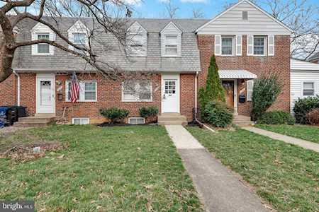1063 Nelson St N Arlington, VA 22201