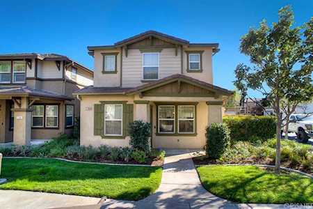 27366 Dearborn Dr Valencia, CA 91354
