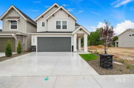 1742 E Knobcone Dr Meridian, ID 83642