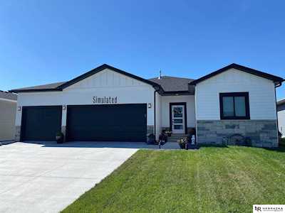 924 W Panorama Rd Lincoln, NE 68523