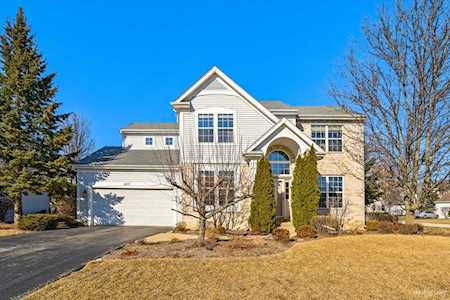 417 Middlebury Dr Lake Villa, IL 60046