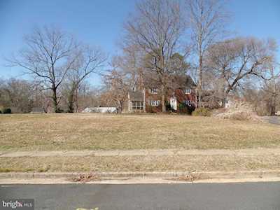 1712 Dalewood Mclean, VA 22101