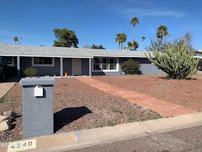 4240 E Desert Cactus St Phoenix, AZ 85032