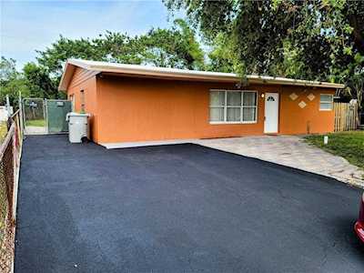 1650 NE 1st Ave Pompano Beach, FL 33060