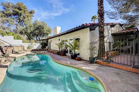 2320 Plaza Del Grande Las Vegas, NV 89102