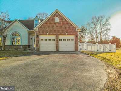 29 Avon Park Blvd Ocean View, DE 19970