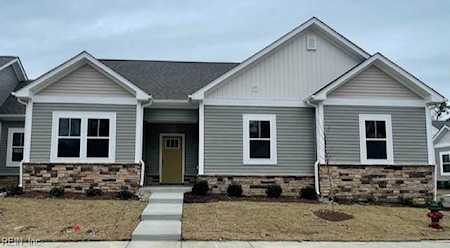 1101 Acadian Dr #B Suffolk, VA 23434