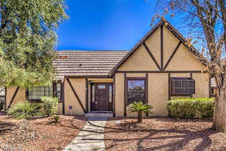 3940 Edgemoor Way Las Vegas, NV 89121