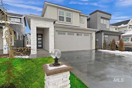 1730 E Knobcone Dr Meridian, ID 83642