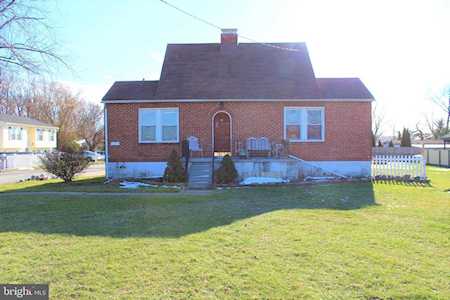 2211 Sparrows Point Rd Baltimore, MD 21219