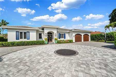 1515 Mandarin Rd Naples, FL 34102