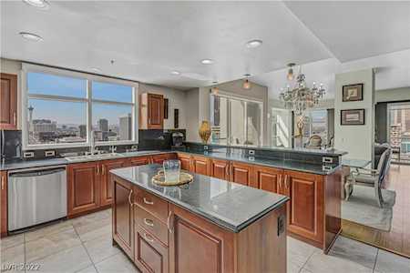 150 Las Vegas Blvd #1507 Las Vegas, NV 89101