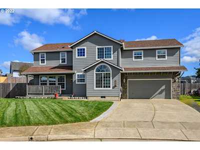 827 Jackson Ct Lafayette, OR 97127
