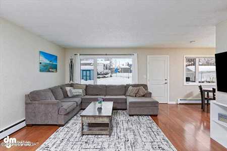 2206 W 46th Avenue Anchorage, AK 99517