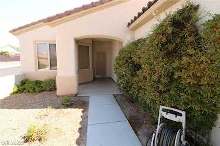 2830 Meadow Park Ave Henderson, NV 89052