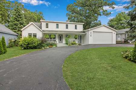 3422 Oakwood Dr Island Lake, IL 60042
