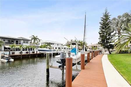 4900 NE 27th Ave Lighthouse Point, FL 33064