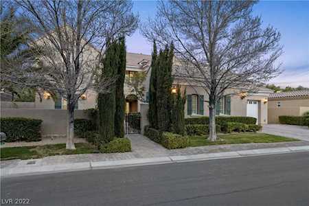 11938 Whitehills St Las Vegas, NV 89141