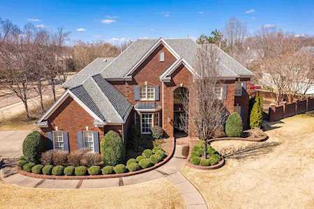 8878 Winding Way Rd Germantown, TN 38139