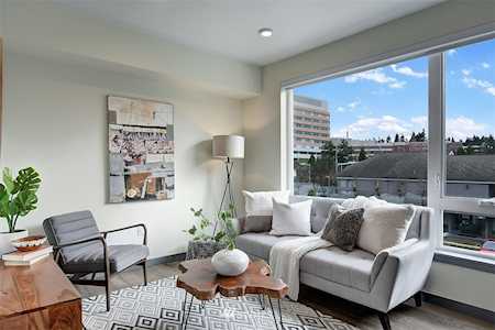 11903 NE 128th St #210 Kirkland, WA 98034