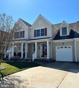 15 Harcrest Ct Dover, DE 19901