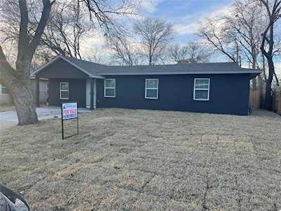 1413 Cardinal Street Arlington, TX 76010