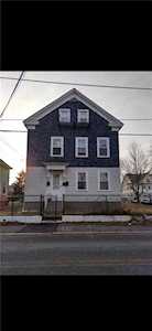 154 Mendon Ave Pawtucket, RI 02861