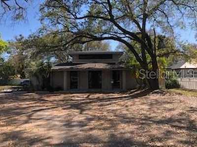 2506 W Saint Isabel St Tampa, FL 33607
