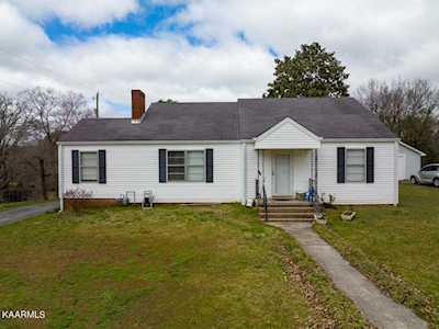 700 Woodward Ave Athens, TN 37303