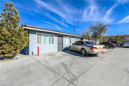 2412 N Gateway Rd Las Vegas, NV 89115