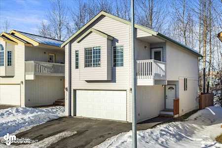 7214 Holly Lynn Place Anchorage, AK 99507