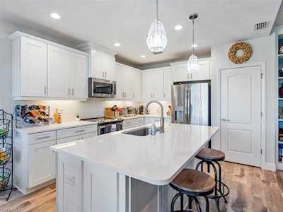 2335 Sawyers Hill Rd #503 Naples, FL 34120