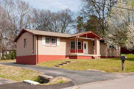 380 Bonnavale Dr Hermitage, TN 37076