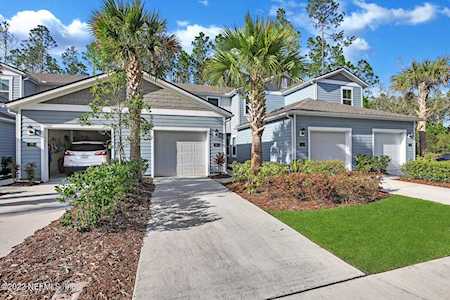 38 Scotch Pebble Dr St Johns, FL 32259