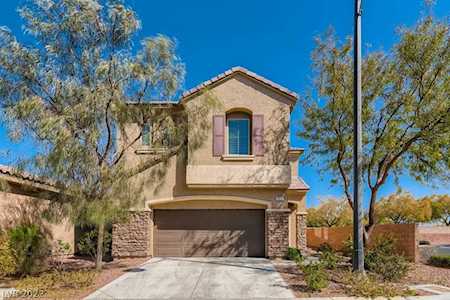 7610 Phoenix Peak St Las Vegas, NV 89166