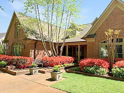 2248 Lake Page Dr Collierville, TN 38017