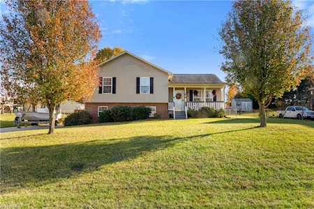 537 Sunset Ridge Lane Lexington, NC 27295