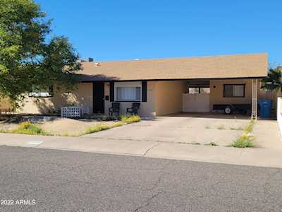 3930 W Las Palmaritas Drive Phoenix, AZ 85051