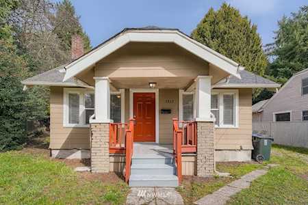 3323 S 12th St Tacoma, WA 98405