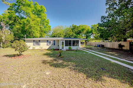 6035 Lake Ridge Ave Jacksonville, FL 32211