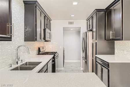 7609 Almeria Ave Las Vegas, NV 89128