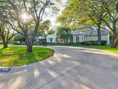 6120 Curzon Avenue Fort Worth, TX 76116