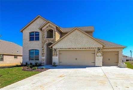 529 Hillcrest Circle Justin, TX 76247