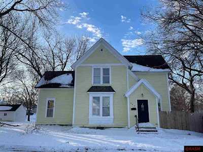 390 W Franklin St Wells, MN 56097