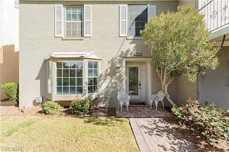 1042 Tam O Shanter Las Vegas, NV 89109