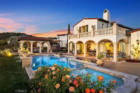 25 Via Conocido San Clemente, CA 92673