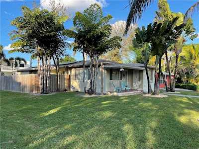 101 NE 16th Ct Fort Lauderdale, FL 33305