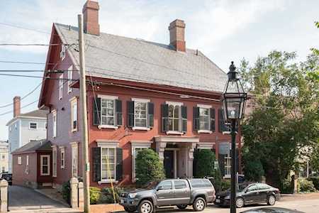 414 State St #3 Portsmouth, NH 03801